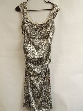 London Times Black and White Swirl Midi Dress